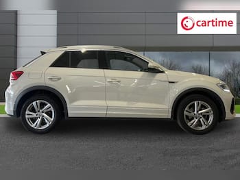 Used Volkswagen T-Roc 2024 for sale - 79695027: Photo