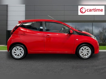 Used Toyota AYGO 2020 for sale - 76767996: Photo