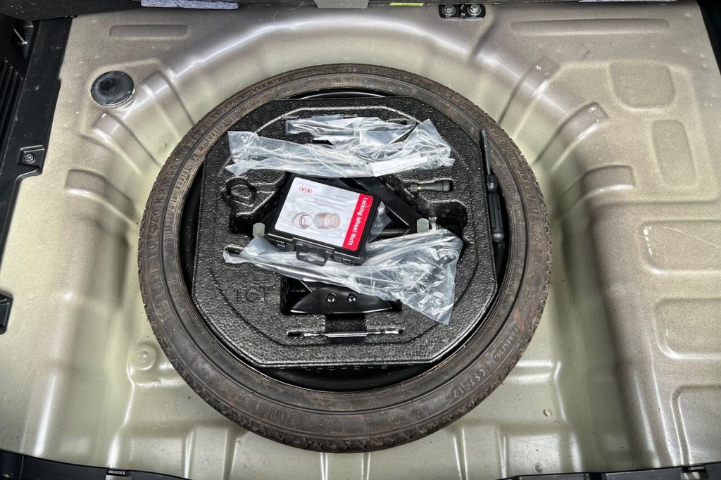 Used Kia Stonic 2020 for sale - 77879391: Photo 29