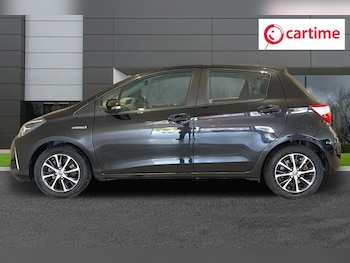 Used Toyota Yaris 2019 for sale - 77477349: Photo