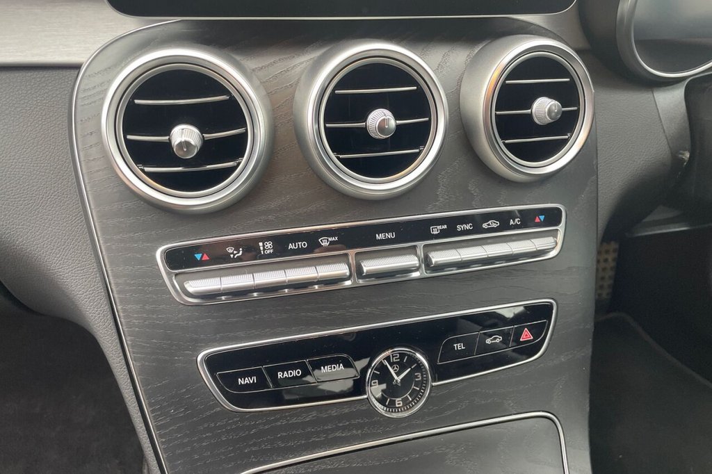 Used Mercedes-Benz C Class 2019 for sale - 77981461: Photo 22