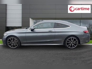 Used Mercedes-Benz C Class 2019 for sale - 77981461: Photo
