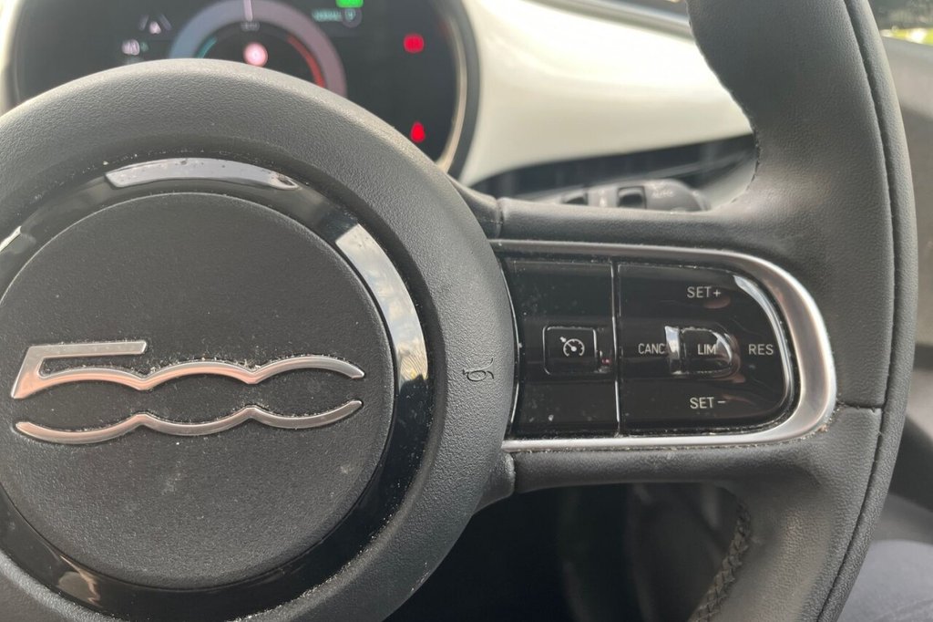 Used Fiat 500e 2022 for sale - 77621329: Photo 16