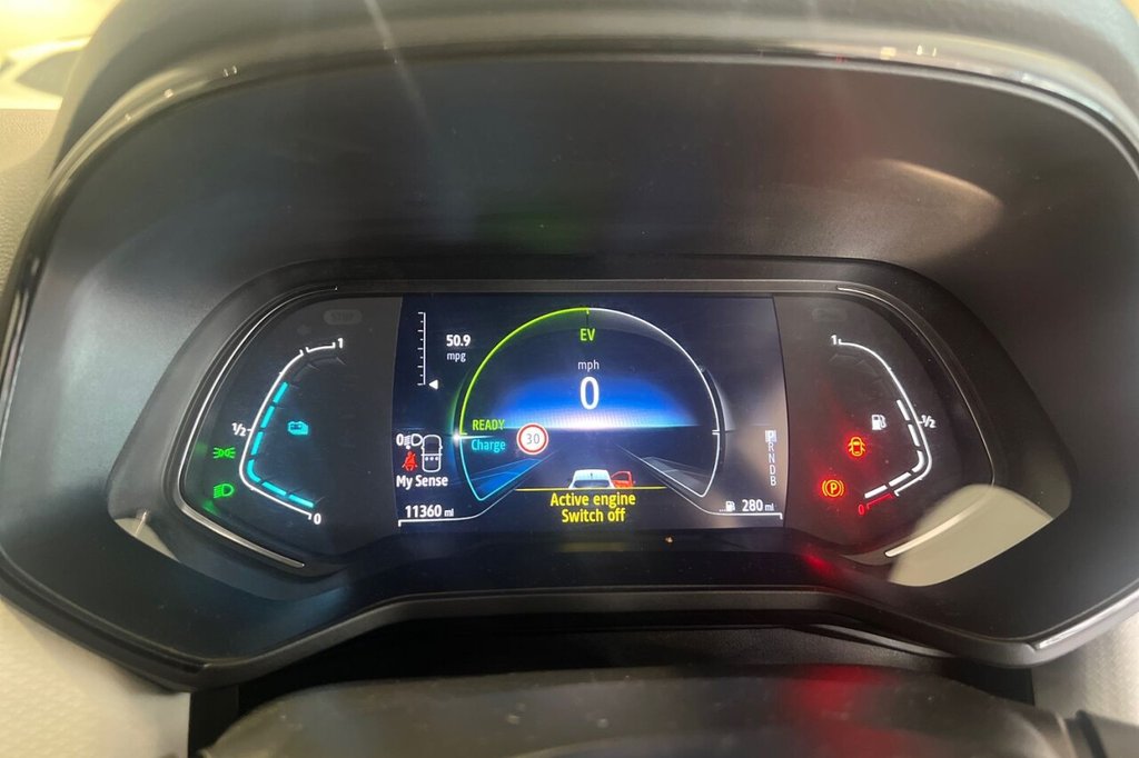 Used Renault Clio 2023 for sale - 75596530: Photo 15