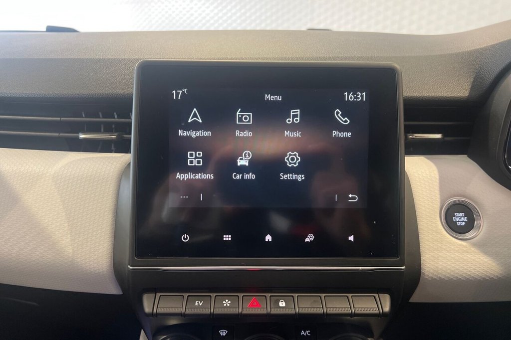 Used Renault Clio 2023 for sale - 75596530: Photo 19