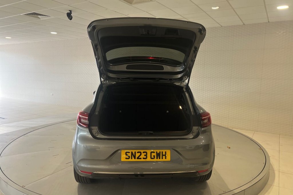 Used Renault Clio 2023 for sale - 75596530: Photo 23