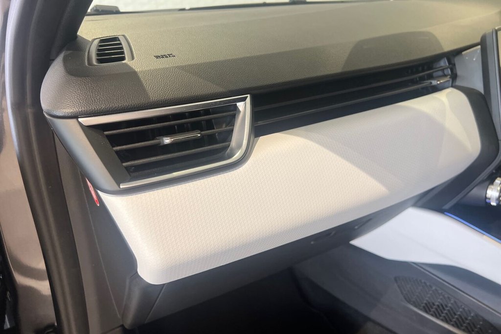 Used Renault Clio 2023 for sale - 75596530: Photo 24