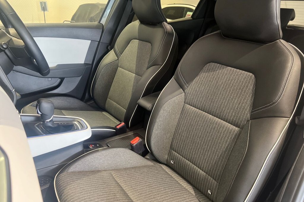 Used Renault Clio 2023 for sale - 75596530: Photo 27