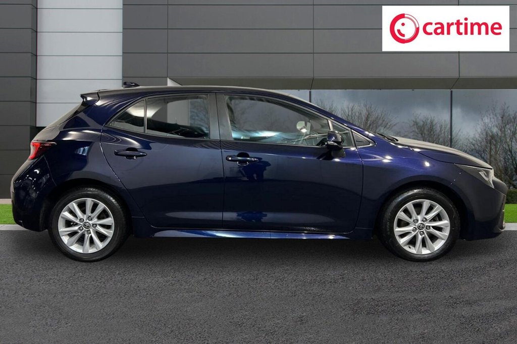 Used Toyota Corolla 2023 for sale - 76642067: Photo 2