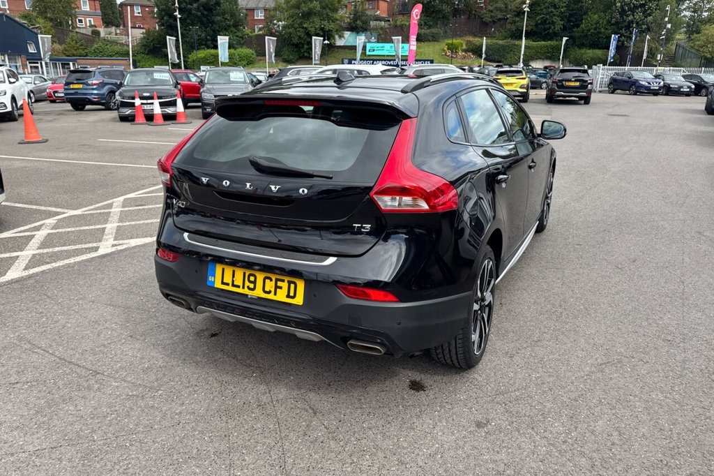 Used Volvo V40 2019 for sale - 76558673: Photo 42