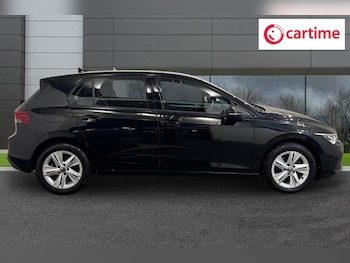 Used Volkswagen Golf 2024 for sale - 78029997: Photo