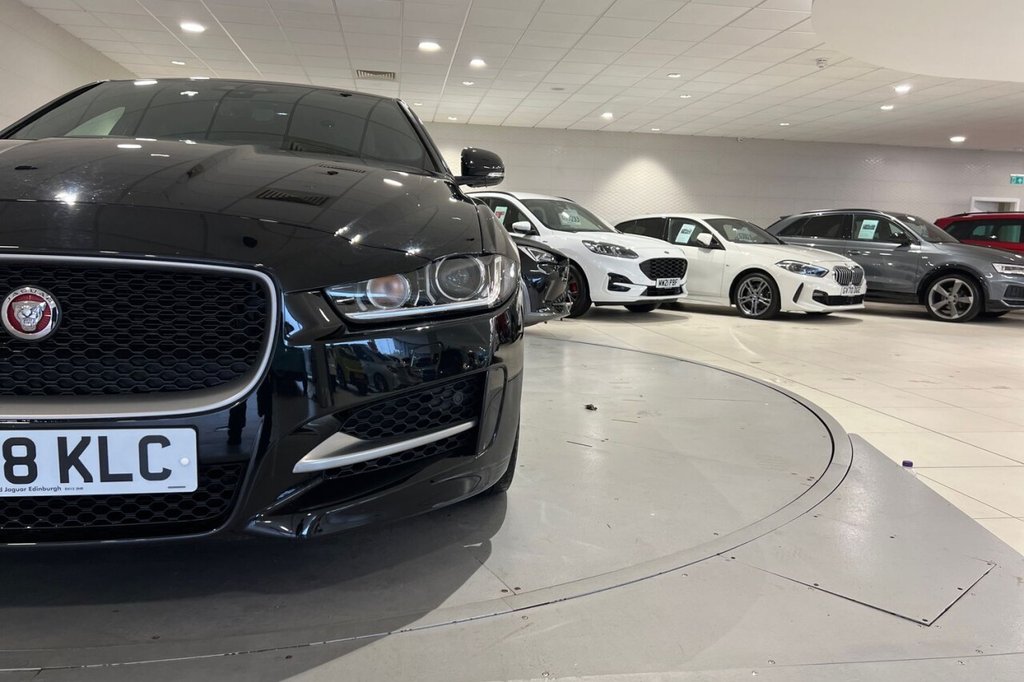 Used Jaguar XE 2019 for sale - 76376048: Photo 21