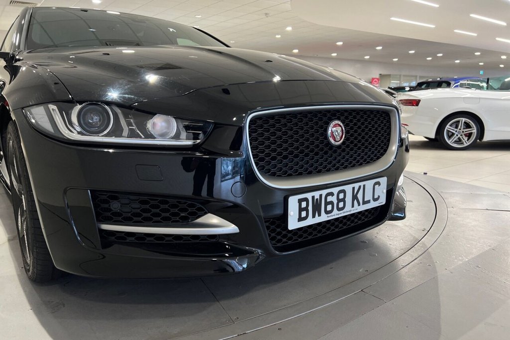 Used Jaguar XE 2019 for sale - 76376048: Photo 22