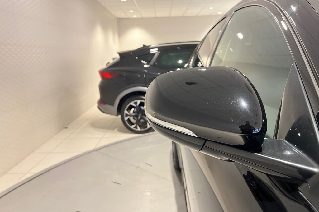 Used Jaguar XE 2019 for sale - 76376048: Photo 24