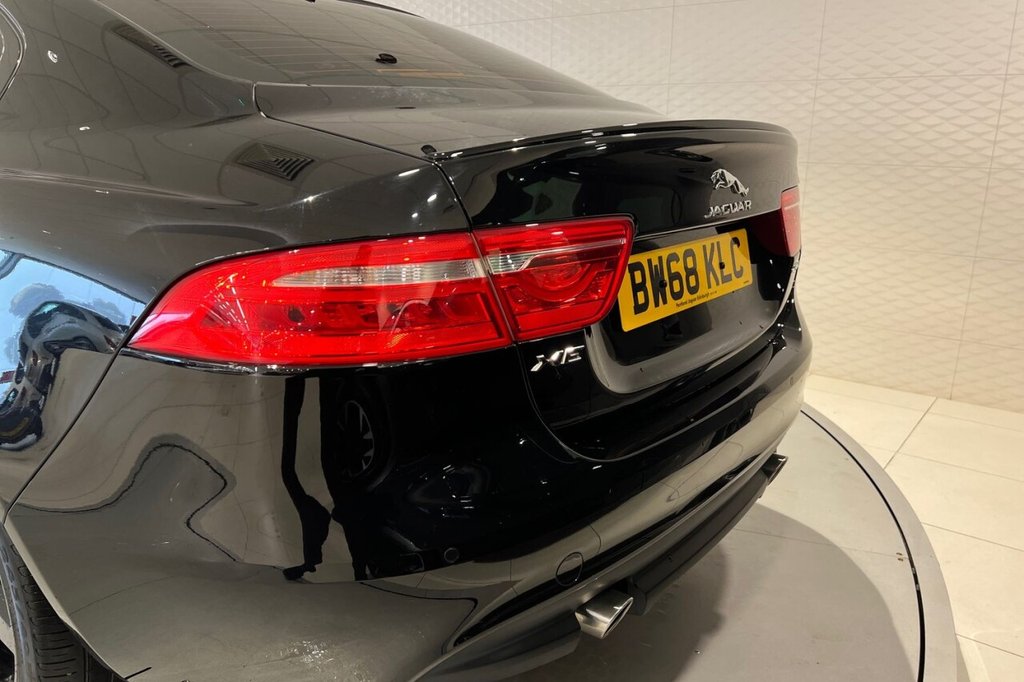 Used Jaguar XE 2019 for sale - 76376048: Photo 27