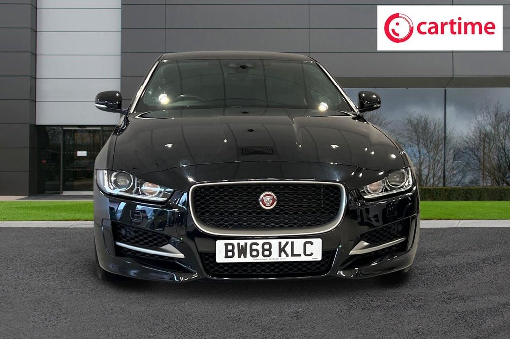 Used Jaguar XE 2019 for sale - 76376048: Photo 4