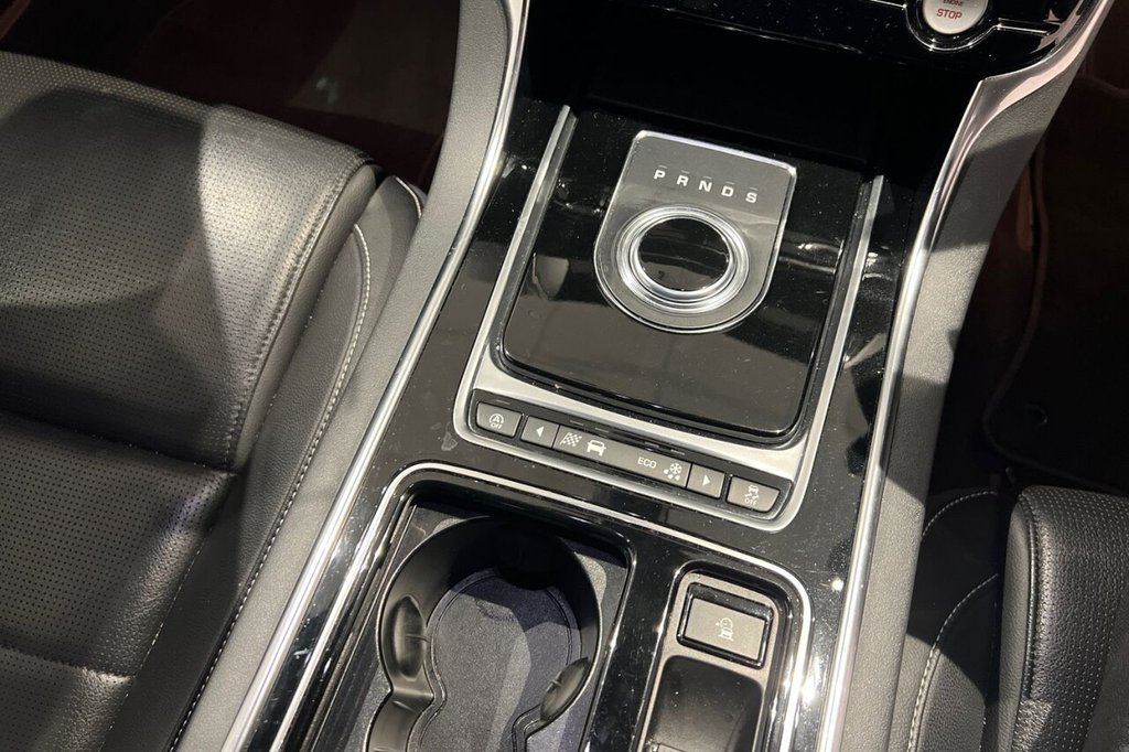 Used Jaguar XE 2019 for sale - 76376048: Photo 42