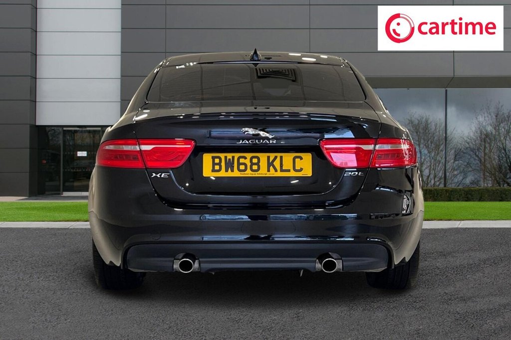 Used Jaguar XE 2019 for sale - 76376048: Photo 6