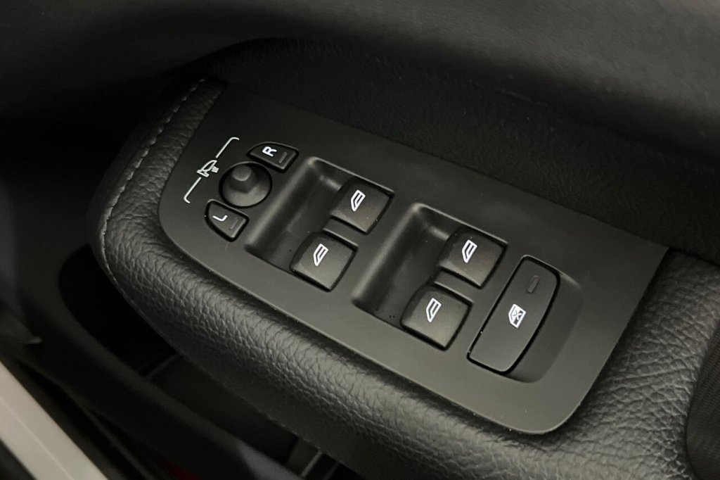 Used Volvo XC60 2022 for sale - 77451420: Photo 42