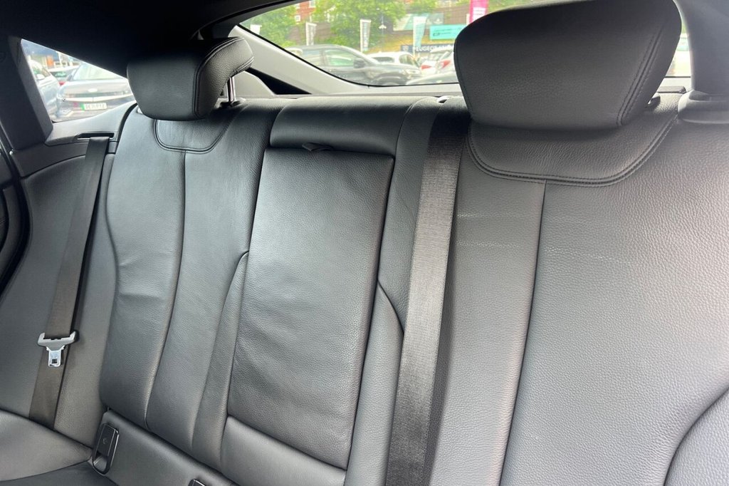 Used BMW 4 Series 2018 for sale - 76642362: Photo 45