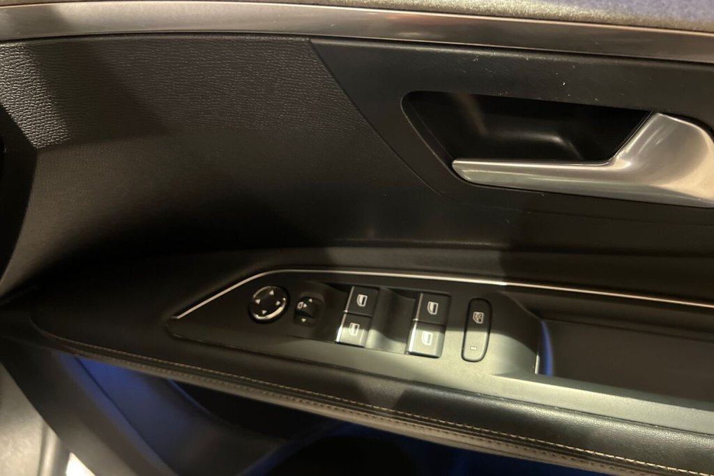 Used Peugeot 3008 2021 for sale - 77546903: Photo 32