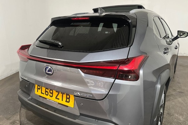 Used Lexus UX 2019 for sale - 76250211: Photo 23