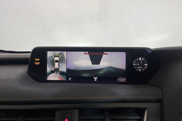 Used Lexus UX 2019 for sale - 76250211: Photo 32