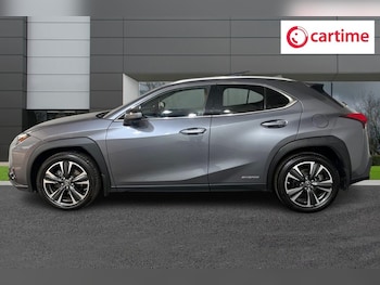 Used Lexus UX 2019 for sale - 76250211: Photo