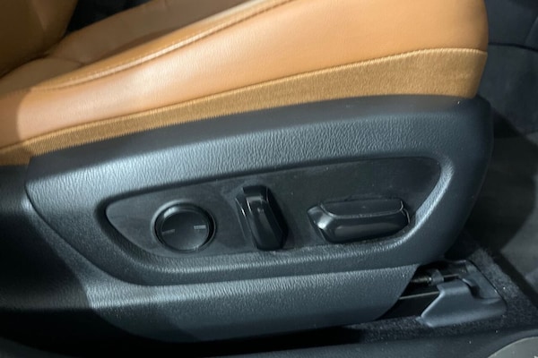 Used Lexus UX 2019 for sale - 76250211: Photo 44