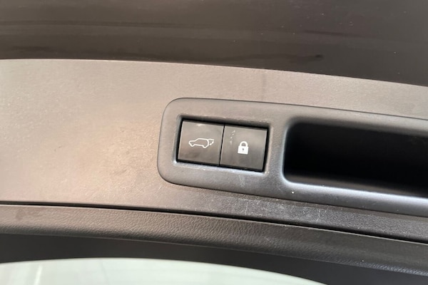 Used Lexus UX 2019 for sale - 76250211: Photo 48