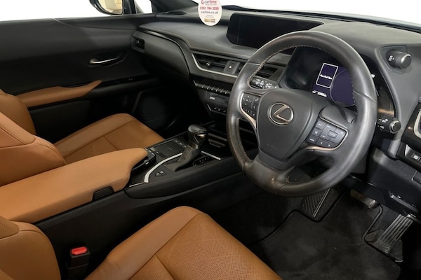 Used Lexus UX 2019 for sale - 76250211: Photo 9