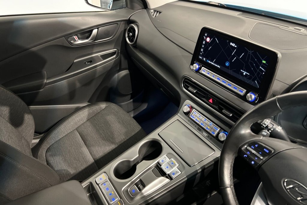 Used Hyundai KONA 2021 for sale - 77133760: Photo 33