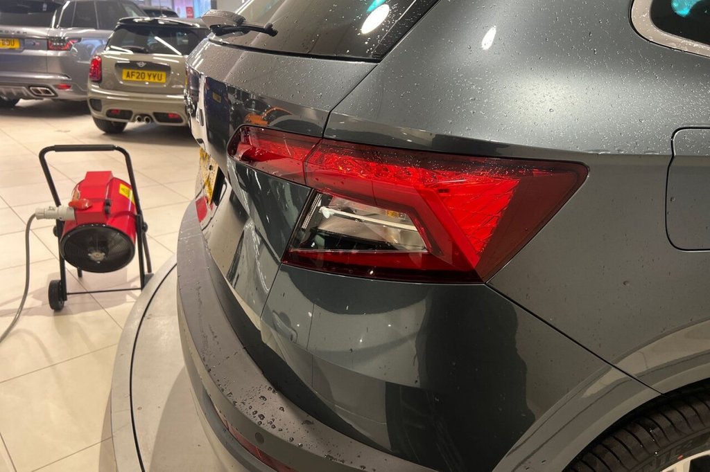 Used Skoda Karoq 2022 for sale - 76547209: Photo 23