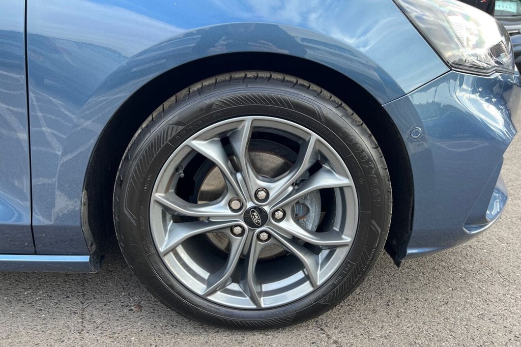 Used Ford Focus 2020 for sale - 76376331: Photo 14