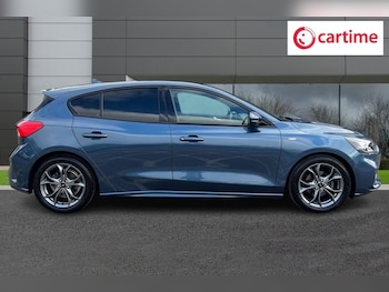 Used Ford Focus 2020 for sale - 76376331: Photo