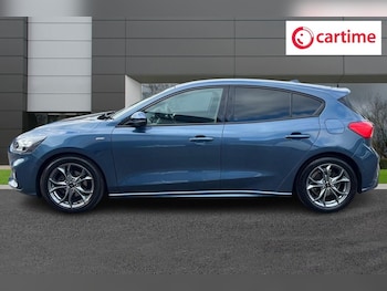 Used Ford Focus 2020 for sale - 76376331: Photo
