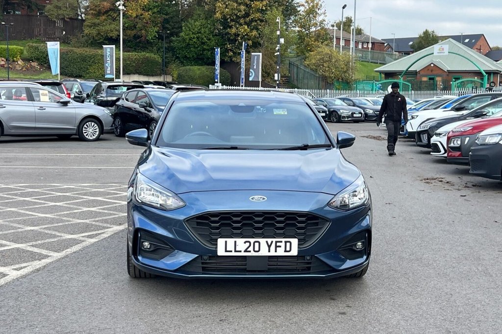 Used Ford Focus 2020 for sale - 76376331: Photo 4