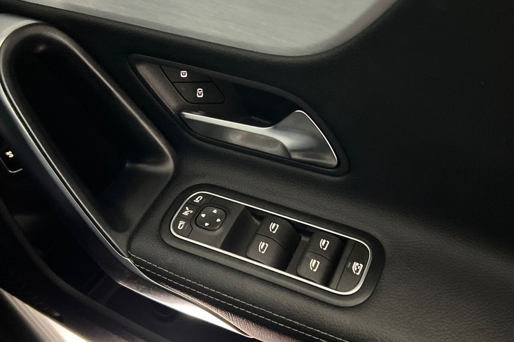 Used Mercedes-Benz CLA 2022 for sale - 76202391: Photo 37