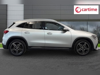 Used Mercedes-Benz GLA 2023 for sale - 79550429: Photo