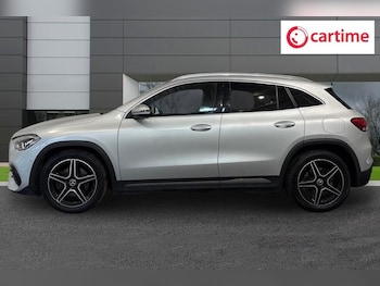 Used Mercedes-Benz GLA 2023 for sale - 79550429: Photo