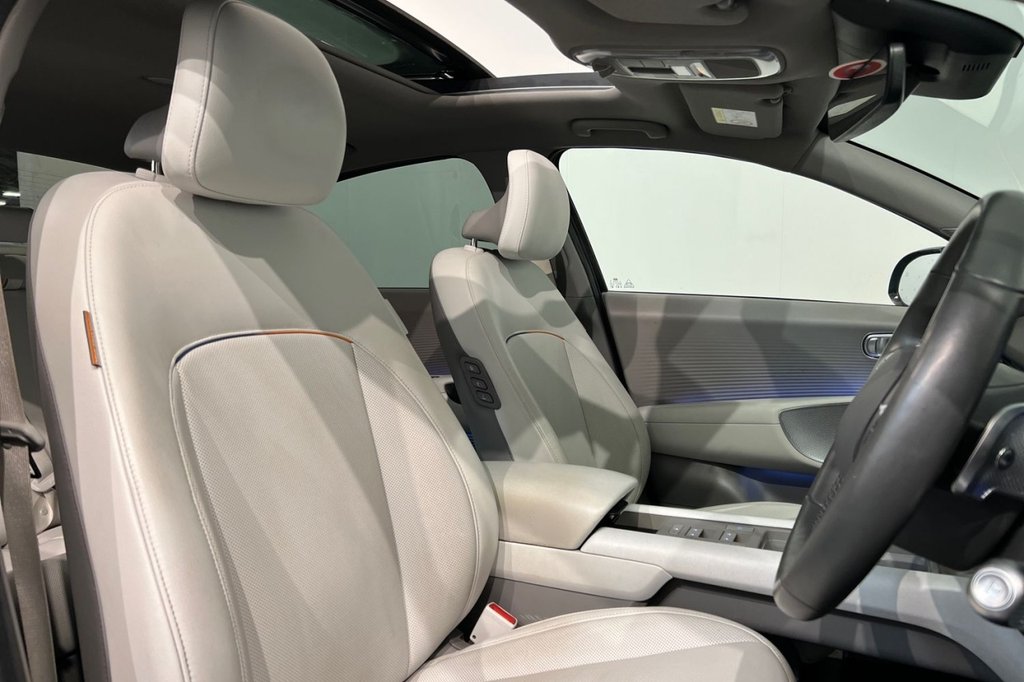 Used Hyundai IONIQ 6 2023 for sale - 76973389: Photo 24