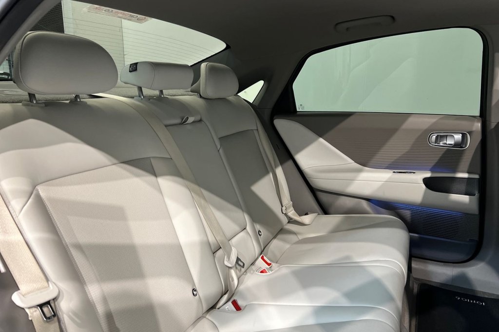 Used Hyundai IONIQ 6 2023 for sale - 76973389: Photo 26