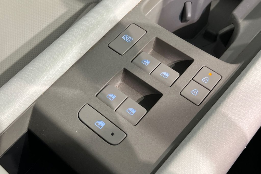 Used Hyundai IONIQ 6 2023 for sale - 76973389: Photo 42