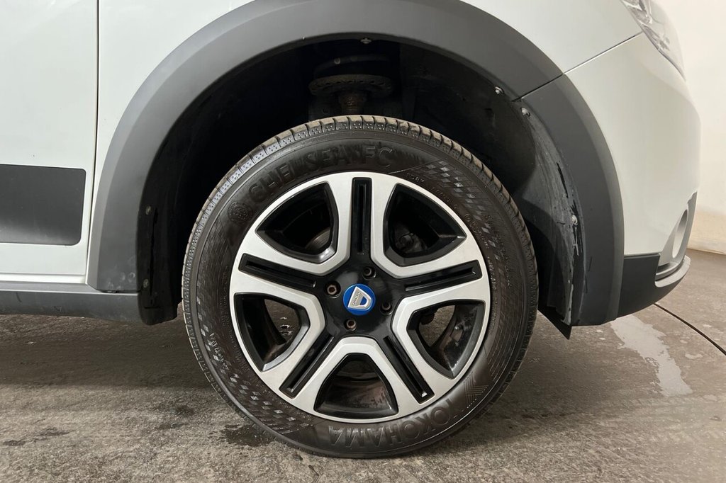 Used Dacia Sandero Stepway 2020 for sale - 76202467: Photo 14