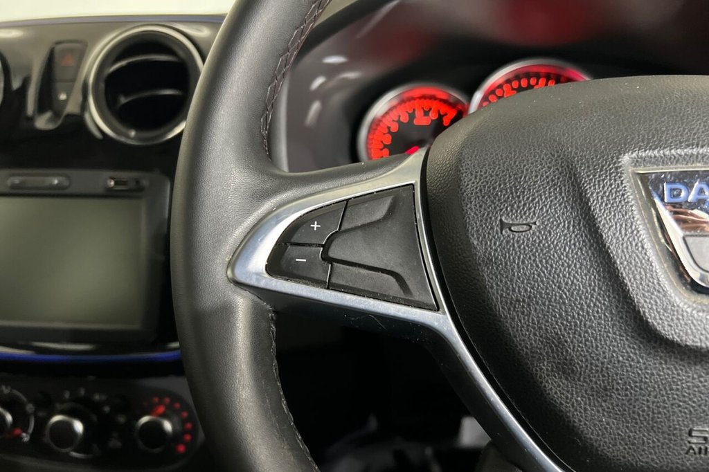 Used Dacia Sandero Stepway 2020 for sale - 76202467: Photo 26