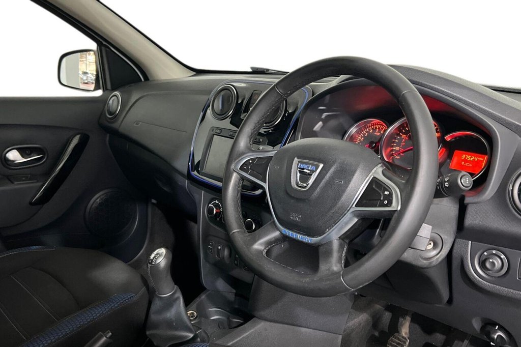 Used Dacia Sandero Stepway 2020 for sale - 76202467: Photo 9