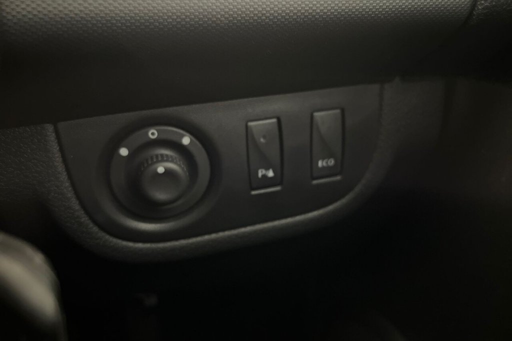 Used Dacia Sandero Stepway 2020 for sale - 76528713: Photo 25