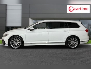 Used Volkswagen Passat 2021 for sale - 75765052: Photo