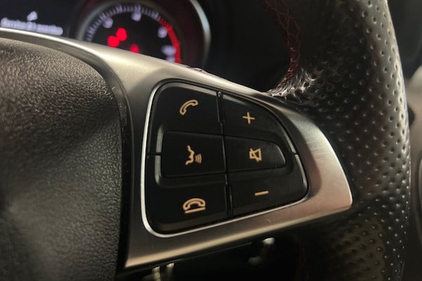 Used Mercedes-Benz A-Class 2018 for sale - 76303544: Photo 30