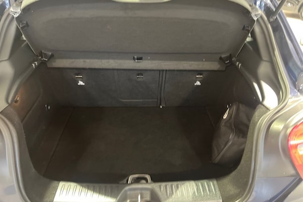 Used Mercedes-Benz A-Class 2018 for sale - 76303544: Photo 36
